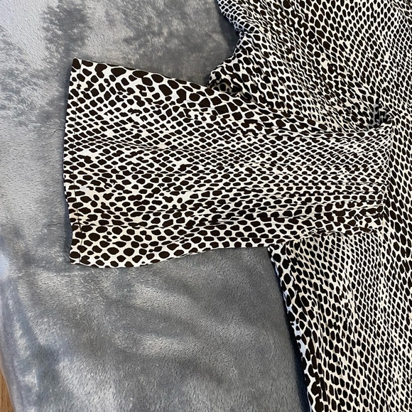 Apt 9 Button Up Blouse - Picture 7 of 8